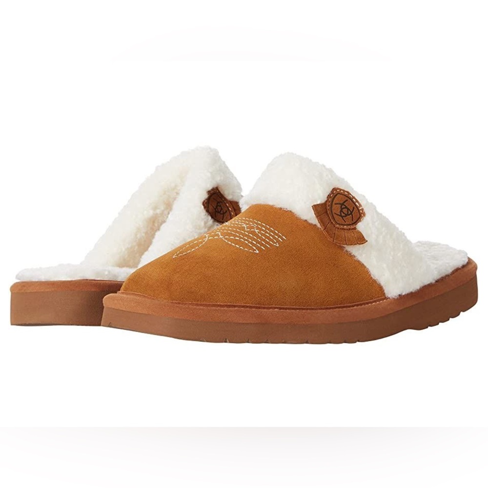 Used only twice, Ariat  Jackie square toe slippers women’s